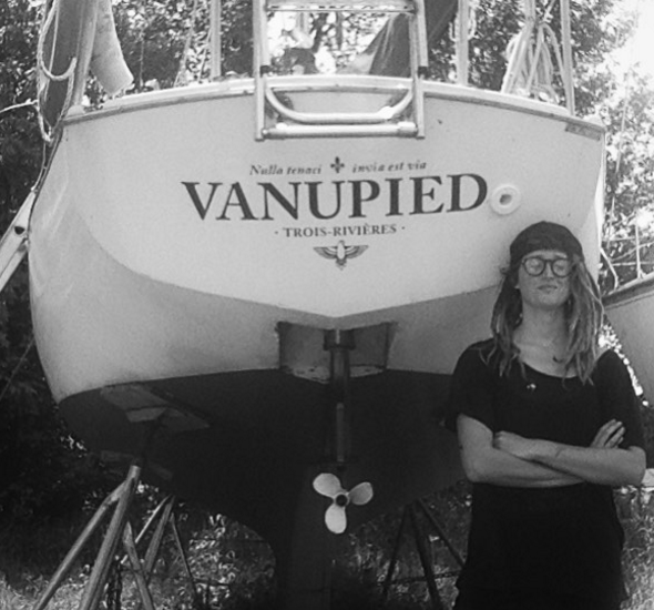 emily greenberg, dinghy dreams, lake champlain sailing, live aboard sailor girl, sailing blog